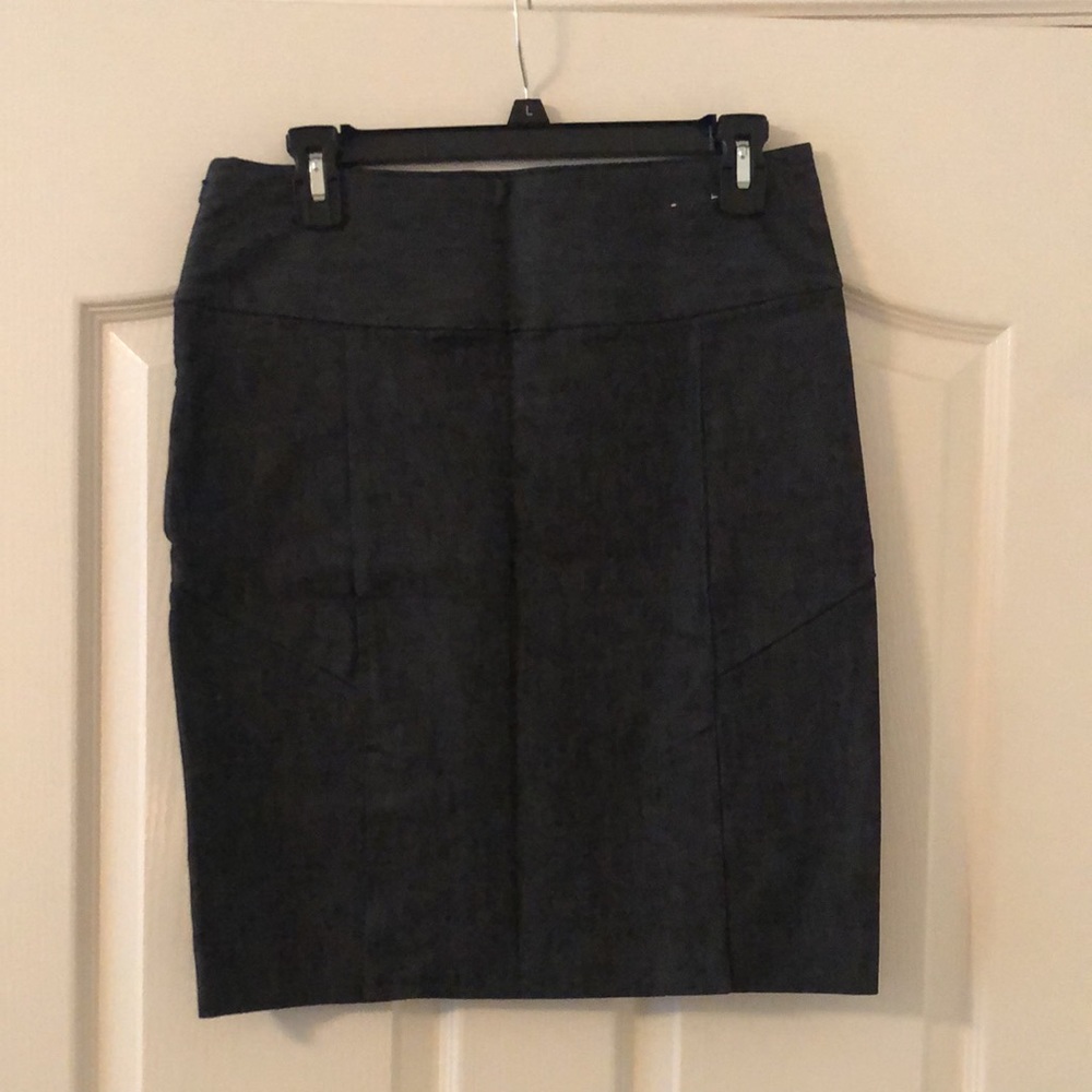 Gap pencil skirt